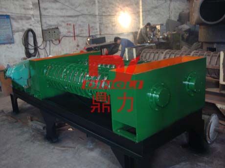 鄭州鼎力為四川達(dá)州客戶生產(chǎn)加工的餐廚垃圾脫水機(jī)