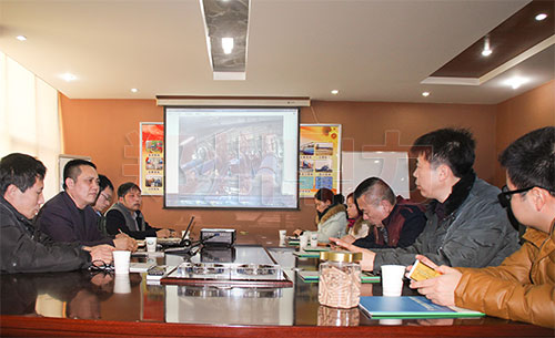鼎力餐廚垃圾處理設(shè)備吸引陜西客戶考察